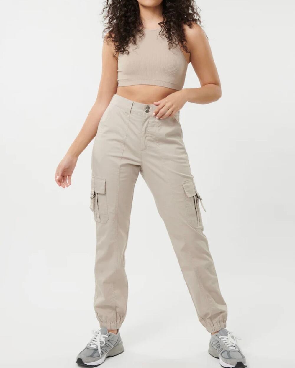 Garage Billie Bubble Cargo Pants Beige Washed Gray Size M NWT